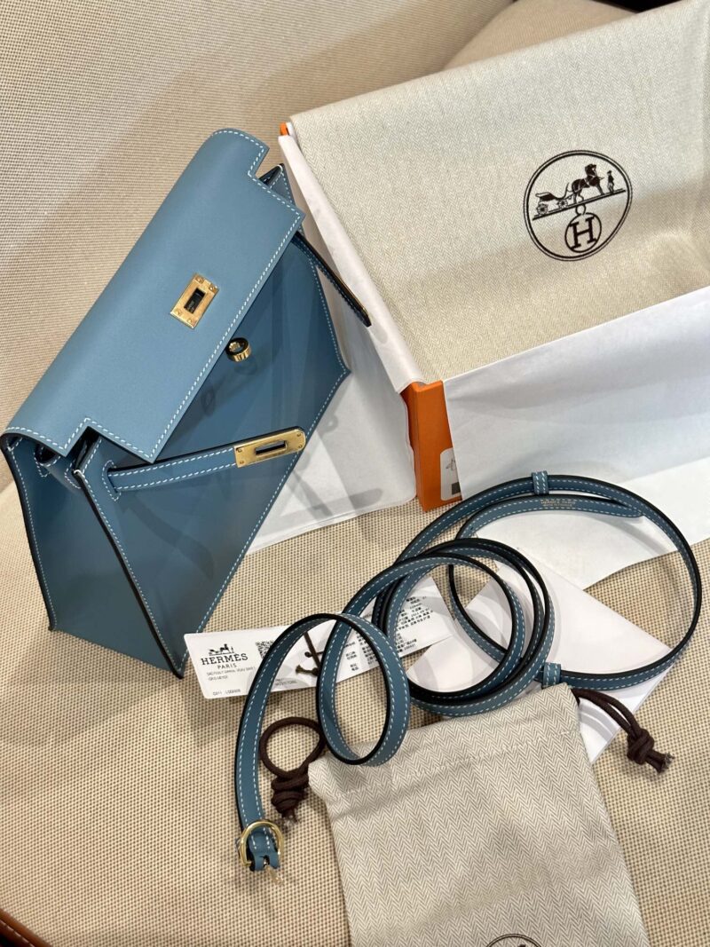 Hermès Kelly Danse Swift Blue Jean Gold Hardware - Image 6