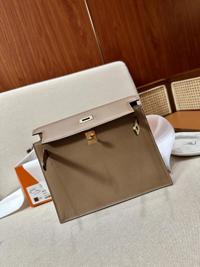 Hermès Kelly Danse 22 Evercolor Beige Weimer Gold Hardware