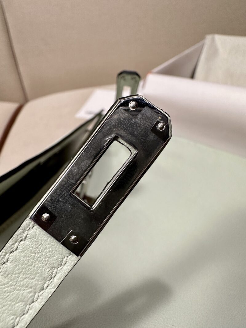 Hermès Kelly Danse 22 Swift Vert Fizz Silver Hardware - Image 12