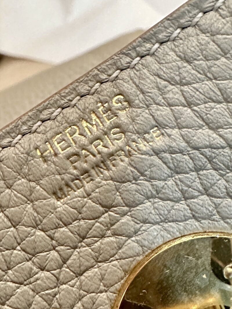 Hermès Lindy 26 Clemence Beton Gold Hardware - Image 7