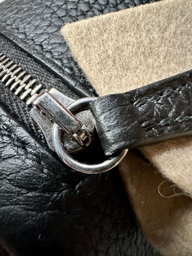 Hermès Mini Lindy 20 Taurillon Clemence Noir Silver Hardware - Image 9