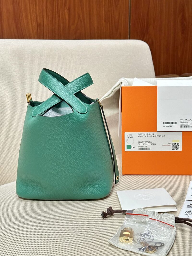 Hermès Picotin 18 Taurillon Clemence Vert Vertigo Gold Hardware - Image 3