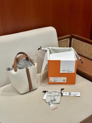 Hermès Picotin 18 Taurillon Clemence & Swift Craie & Gold Silver Hardware