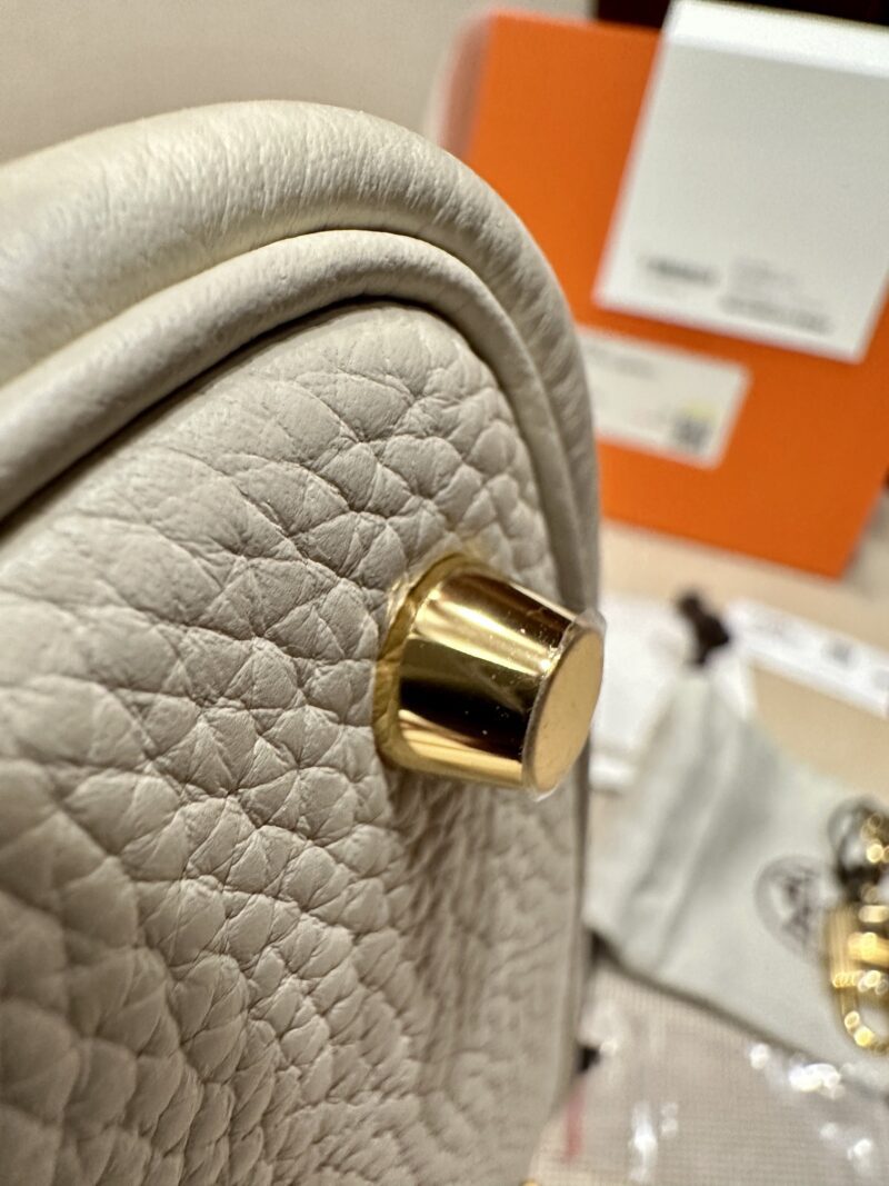 Hermès Picotin 18 Taurillon Clemence & Swift Craie Gold Hardware - Image 9