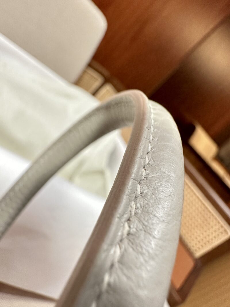Hermès Lindy 26 Taurillon Clemence & Crocodile Beton Silver Hardware - Image 13