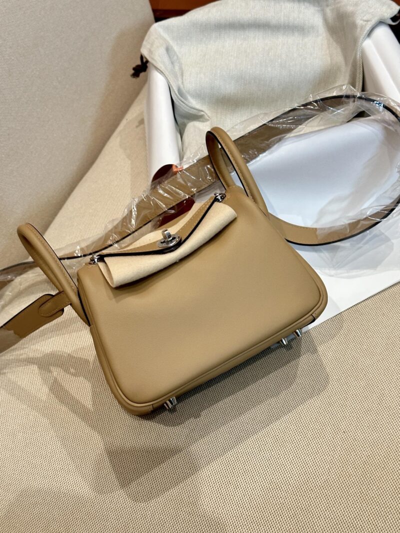 Hermès Mini Lindy 20 Swift Chai & Mauve Sylvestre Silver Hardware