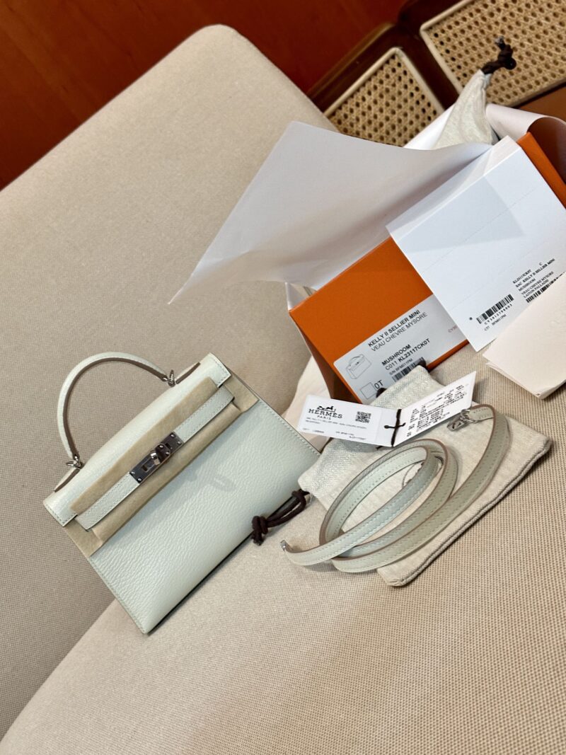 Hermès Mini Kelly 19 Chevre Mushroom Silver Hardware - Image 3