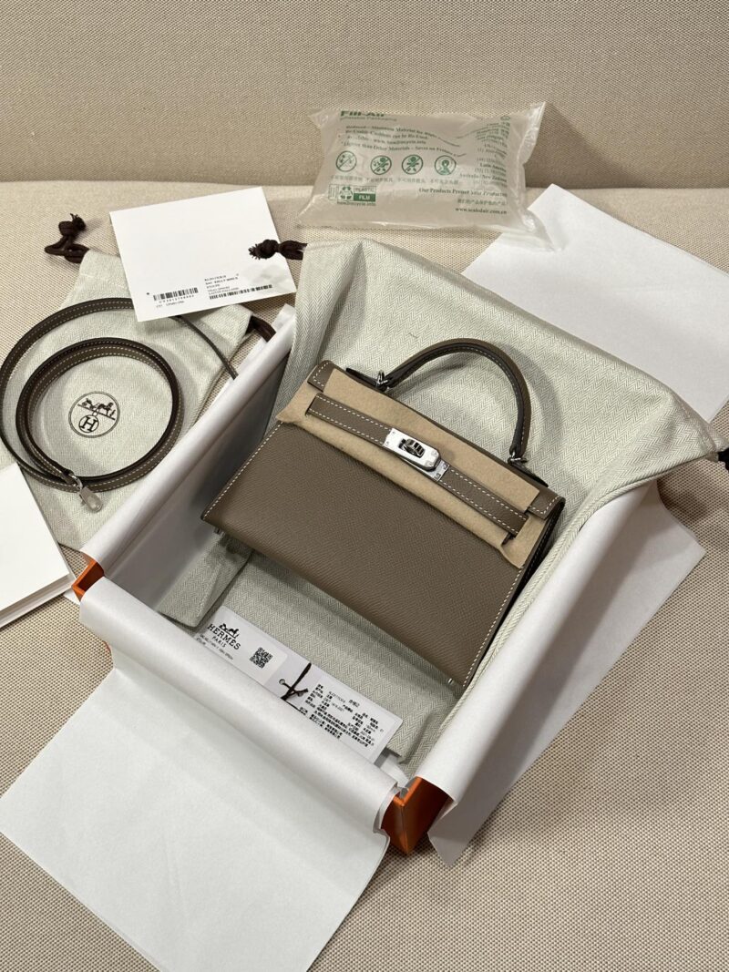 Hermès Mini Kelly 19 Epsom Etoupe Silver Hardware