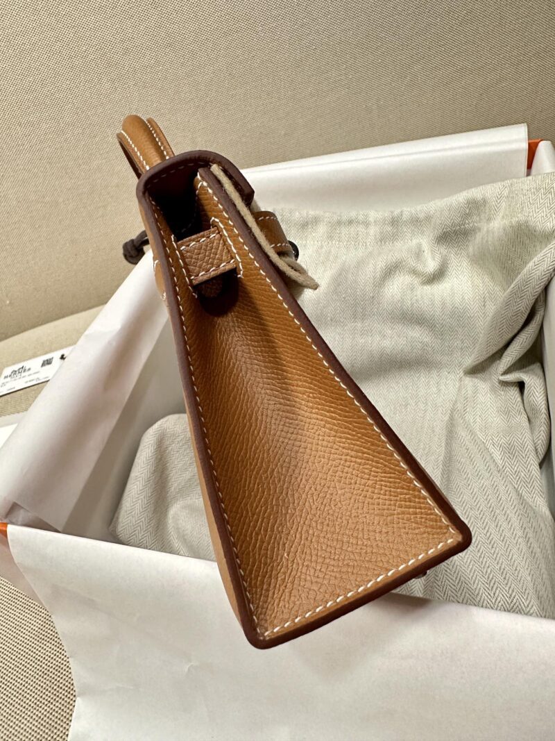 Hermès Mini Kelly 19 Epsom Gold Gold Hardware - Image 6