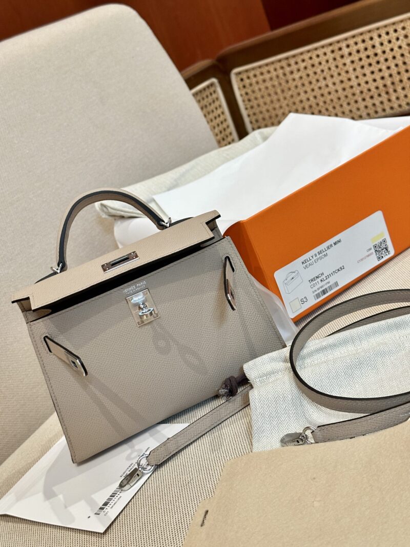 Hermès Mini Kelly 19 Epsom Gris Trench Silver Hardware - Image 4