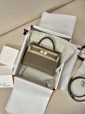 Hermès Mini Kelly Epsom Etoupe Gold Hardware