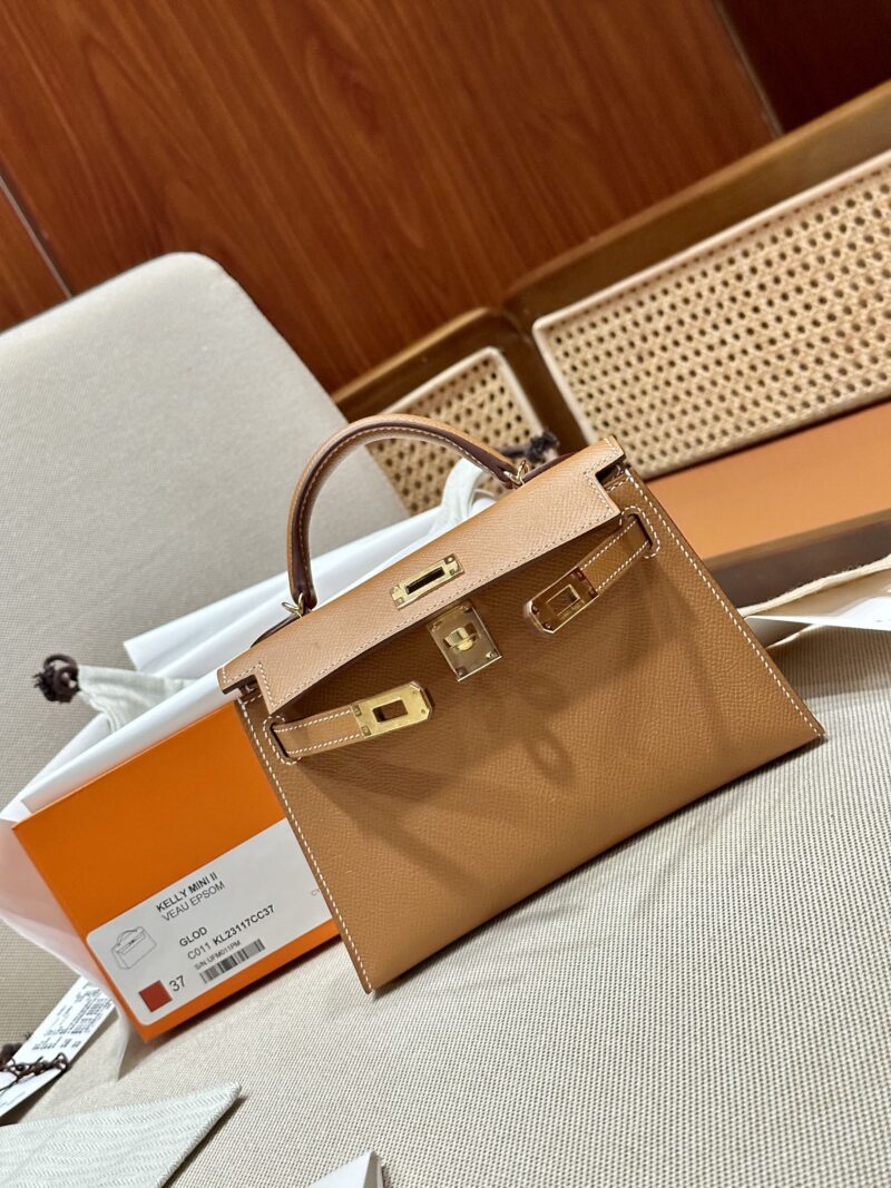 Hermès Mini Kelly Epsom Gold Gold Hardware - Image 3