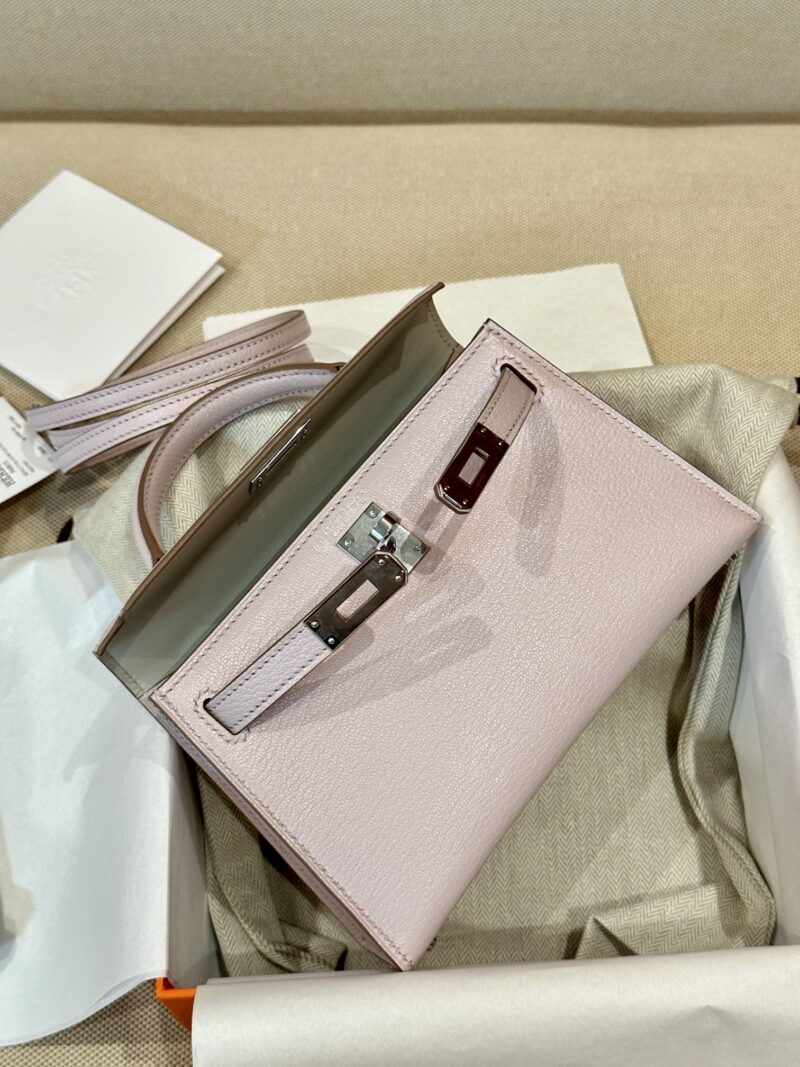Hermès Mini Kelly 19 Chevre Mauve Pale & Gris Pearl Silver Hardware - Image 2