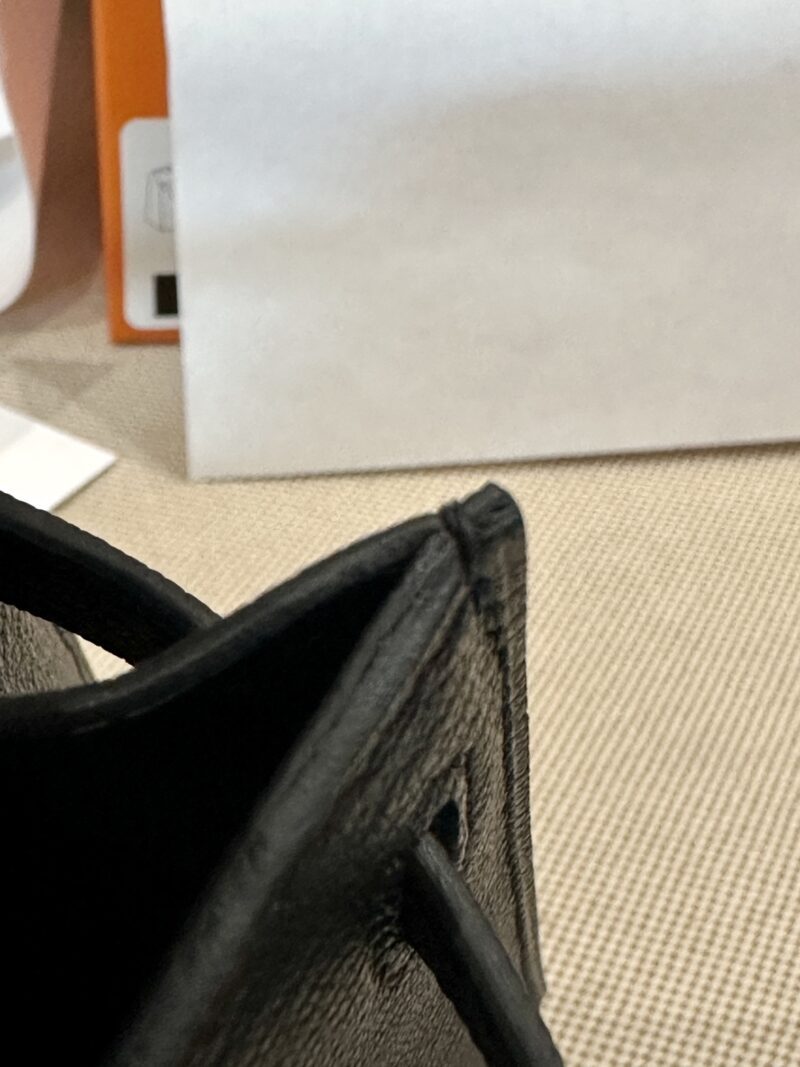 Hermès Mini Kelly Chevre Noir Gold Hardware - Image 15