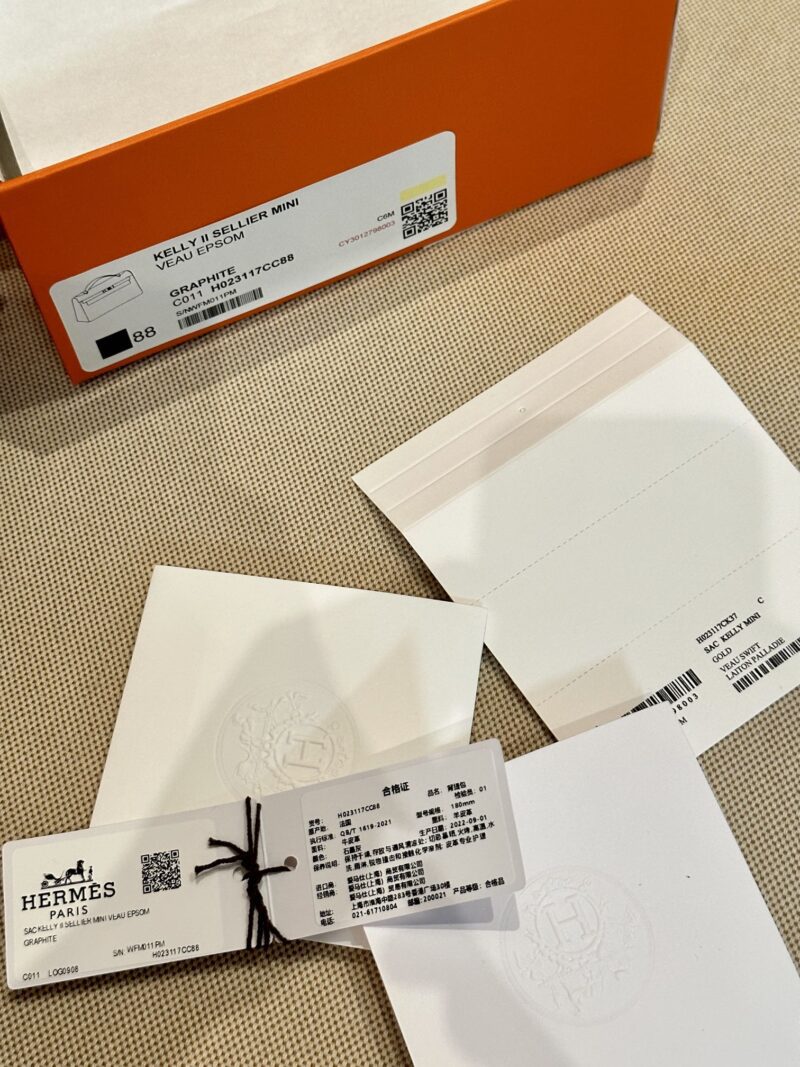 Hermès Mini Kelly Epsom Graphite Gold Hardware - Image 9
