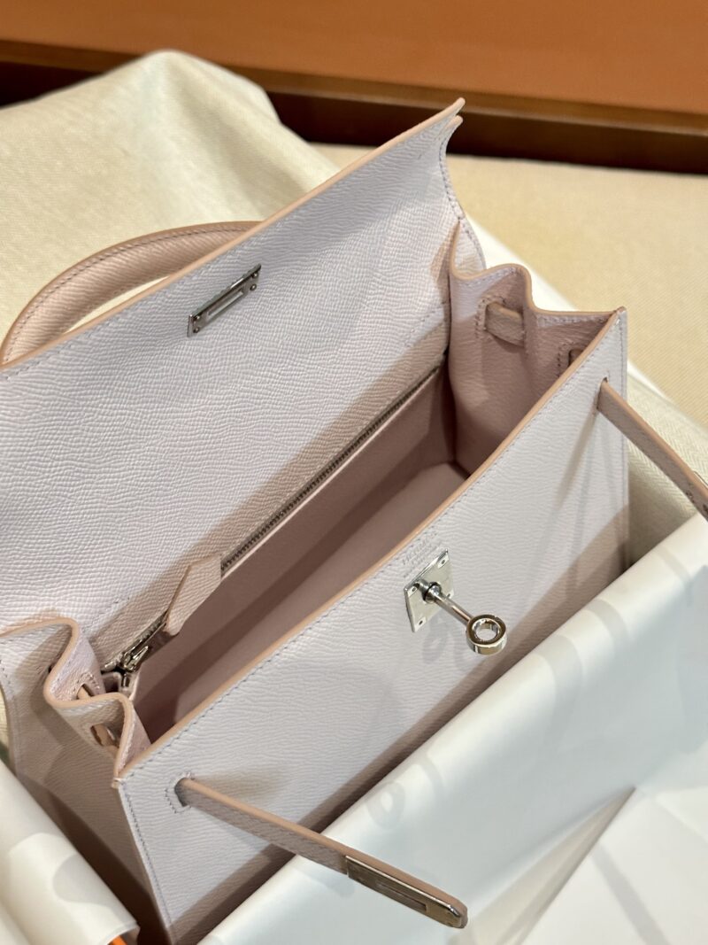 Hermès Kelly 25 Epsom Mauve Silver Hardware - Image 6