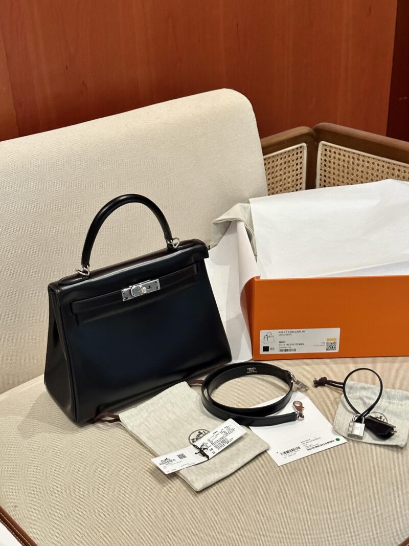 Hermès Kelly 28 Box Noir Silver Hardware - Image 4