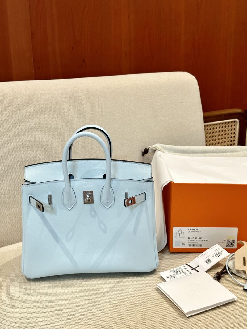 Hermès Birkin 25 Blue Brume Swift Gold Hardware - Image 2