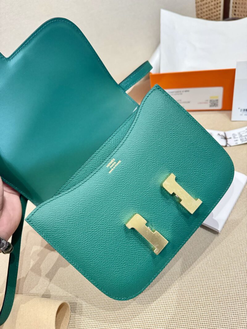Hermès Constance 19 Malachite Epsom Gold Hardware - Image 3