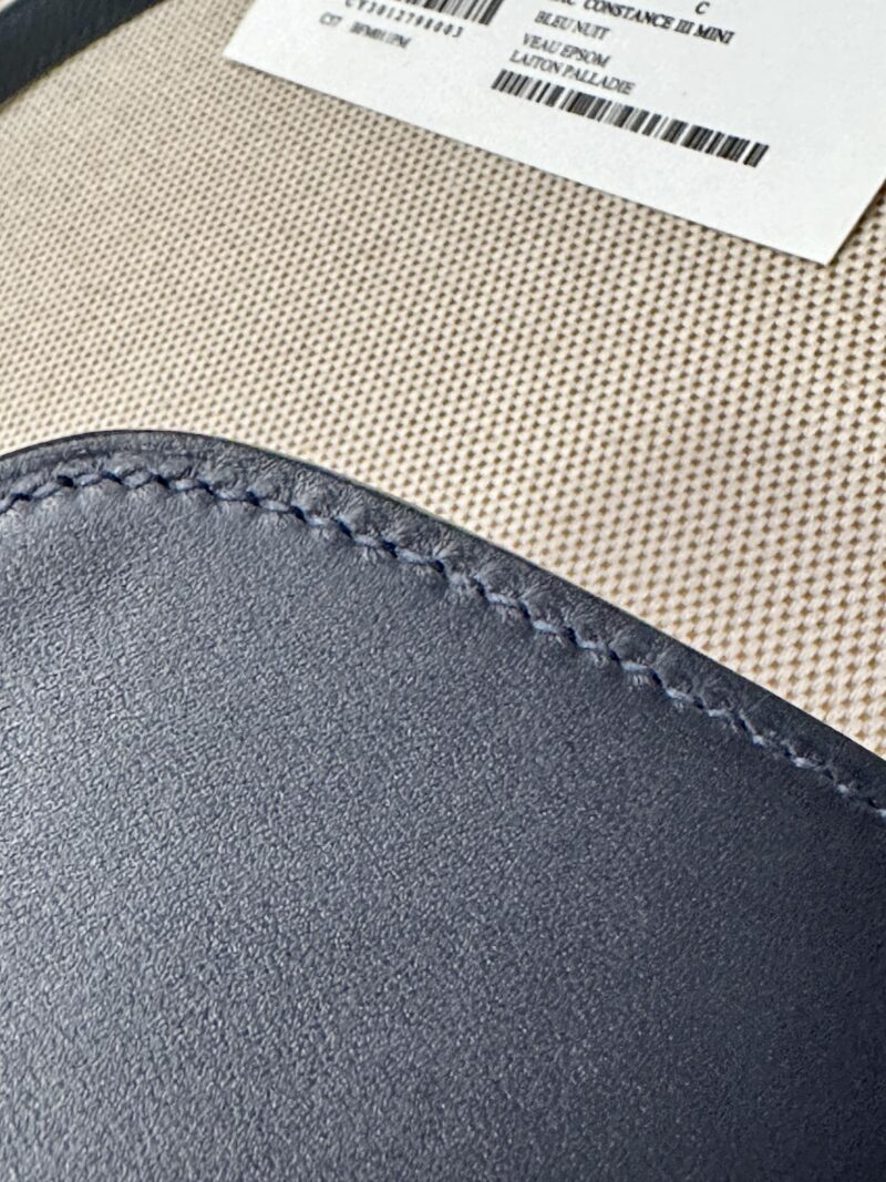 Hermès Constance 18 Blue Nuit Epsom Gold Hardware - Image 6