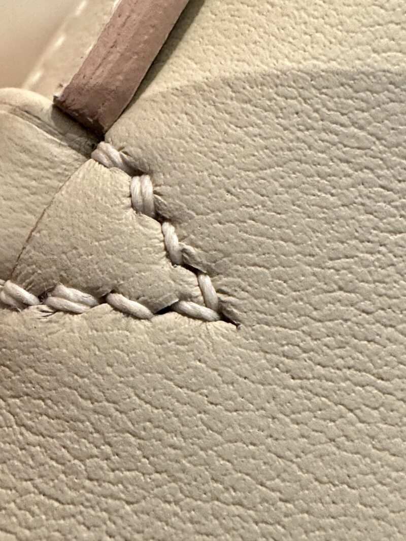 Hermès Kelly Pochette Craie, Rose Gold Swift Gold Hardware