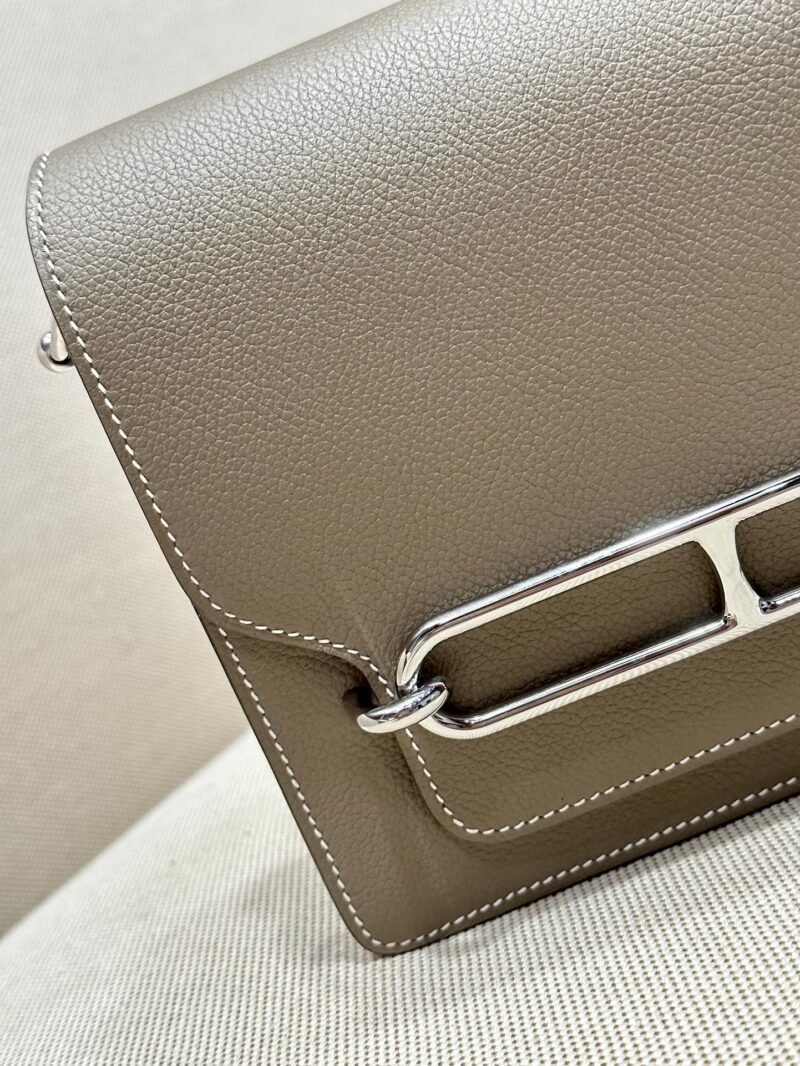 Hermès Roulis 18 Evercolor Silver Silver Hardware - Image 4