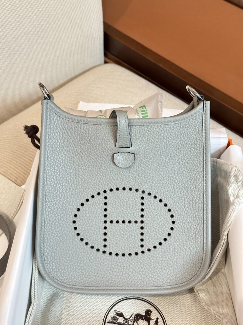 Hermès Mini Evelyne 16 Clemence Blue de Prusse Silver Hardware - Image 3