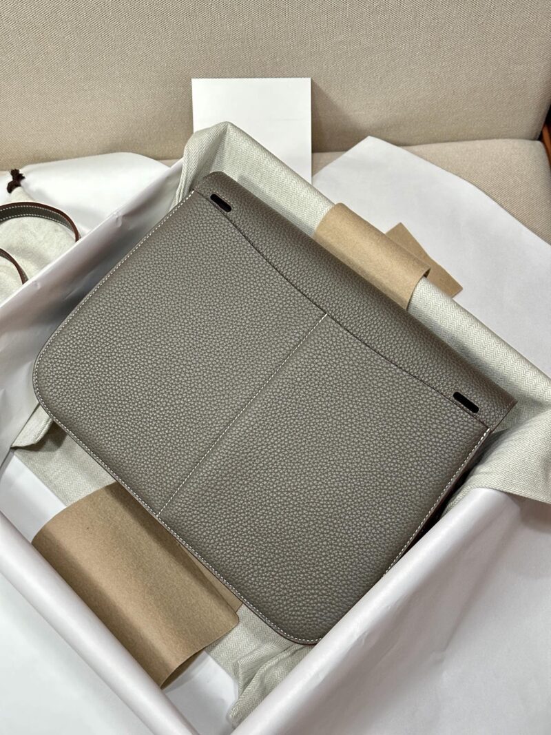 Hermès Halzan 31 Evercolor Etain Silver Hardware - Image 6