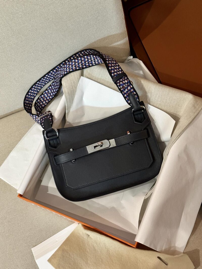 Hermès Jypsiere 23 Swift Caban Silver Hardware - Image 8