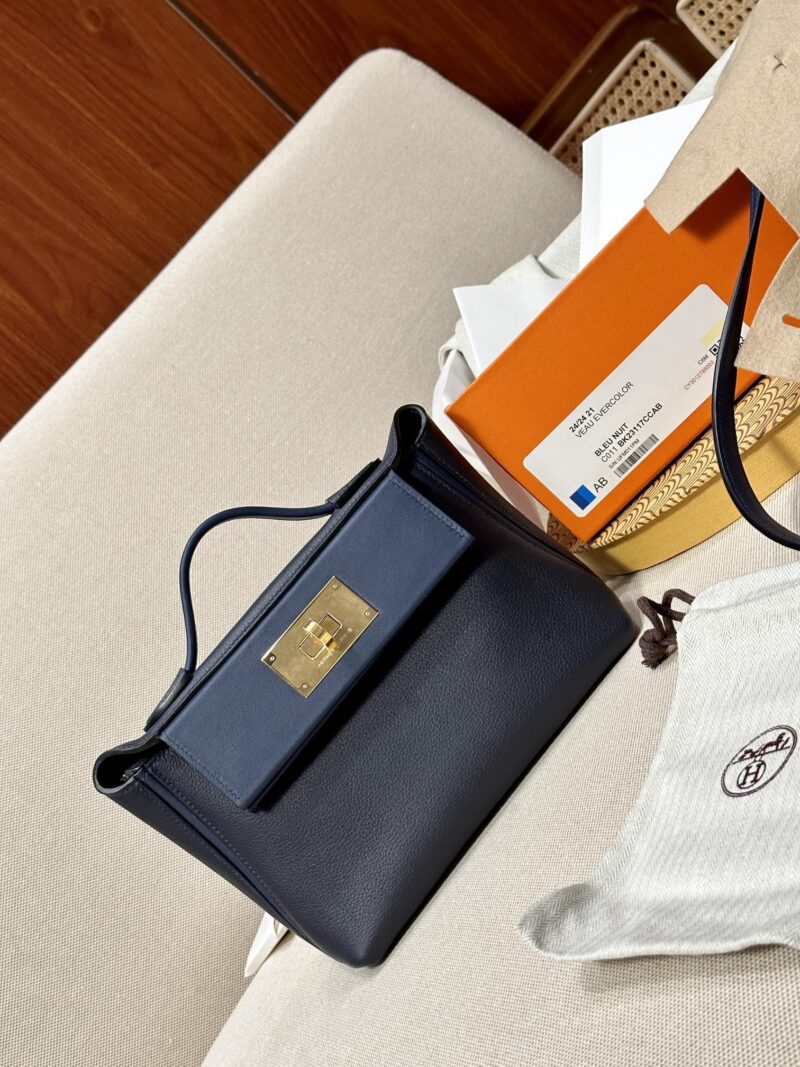 Hermès Mini Kelly 2424 Evercolor & Swift Blue Nuit & Blue Navy Gold Hardware - Image 2