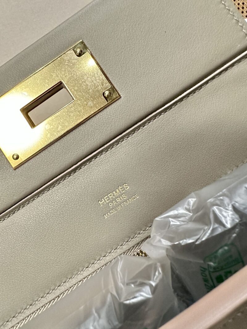 Hermès Mini Kelly 2424 Evercolor & Swift Craie & Gris Asphalt Gold Hardware - Image 11
