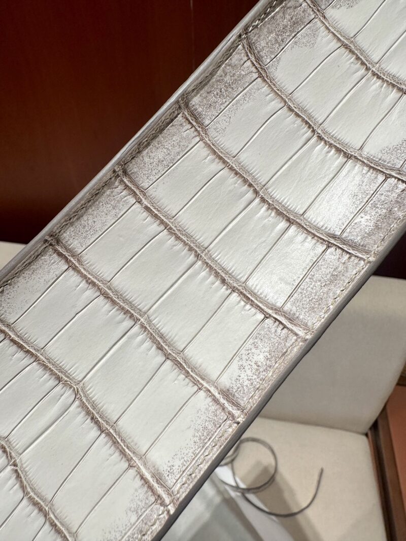 Hermès Kelly Danse 22 Himalaya Niloticus Crocodile Himalaya Gold Hardware - Image 12