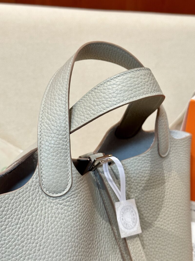 Hermès Picotin 18 Clemence Beton Silver Hardware - Image 3