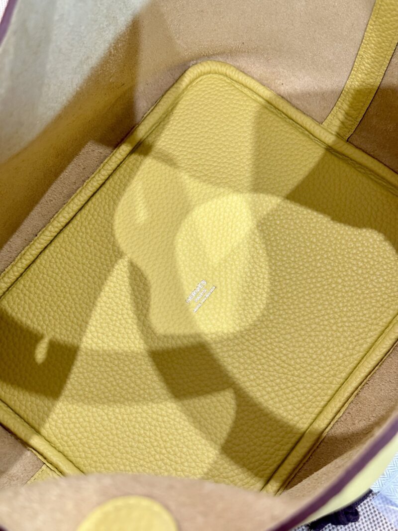 Hermès Picotin 22 Taurillon Clemence Jaune Citron Silver Hardware - Image 5