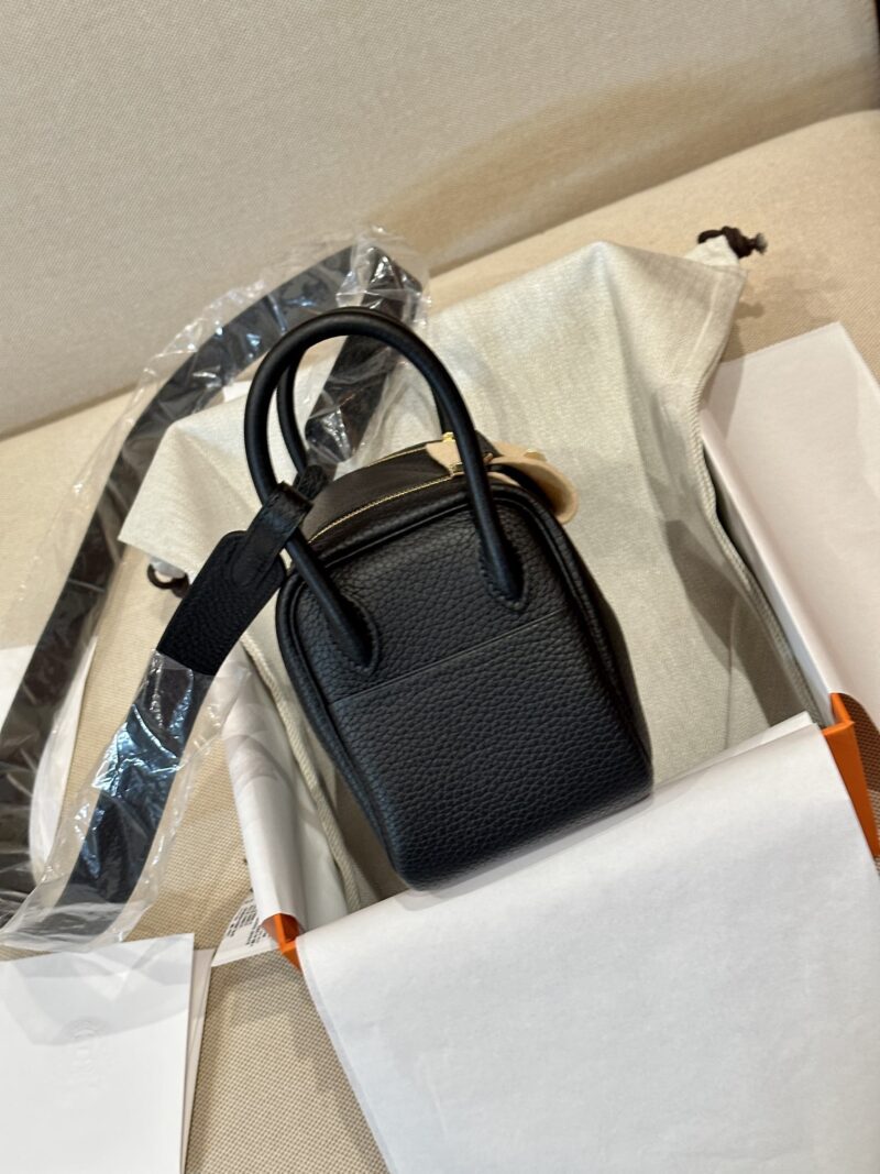 Hermès Mini Lindy 19 Taurillon Clemence Noir & Mauve Sylvestre Gold Hardware - Image 5