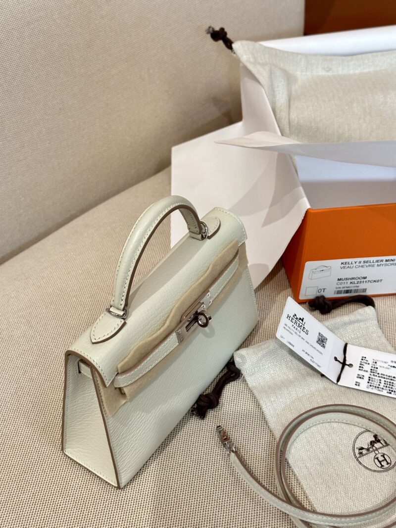 Hermès Mini Kelly 19 Chevre Mushroom Silver Hardware - Image 4