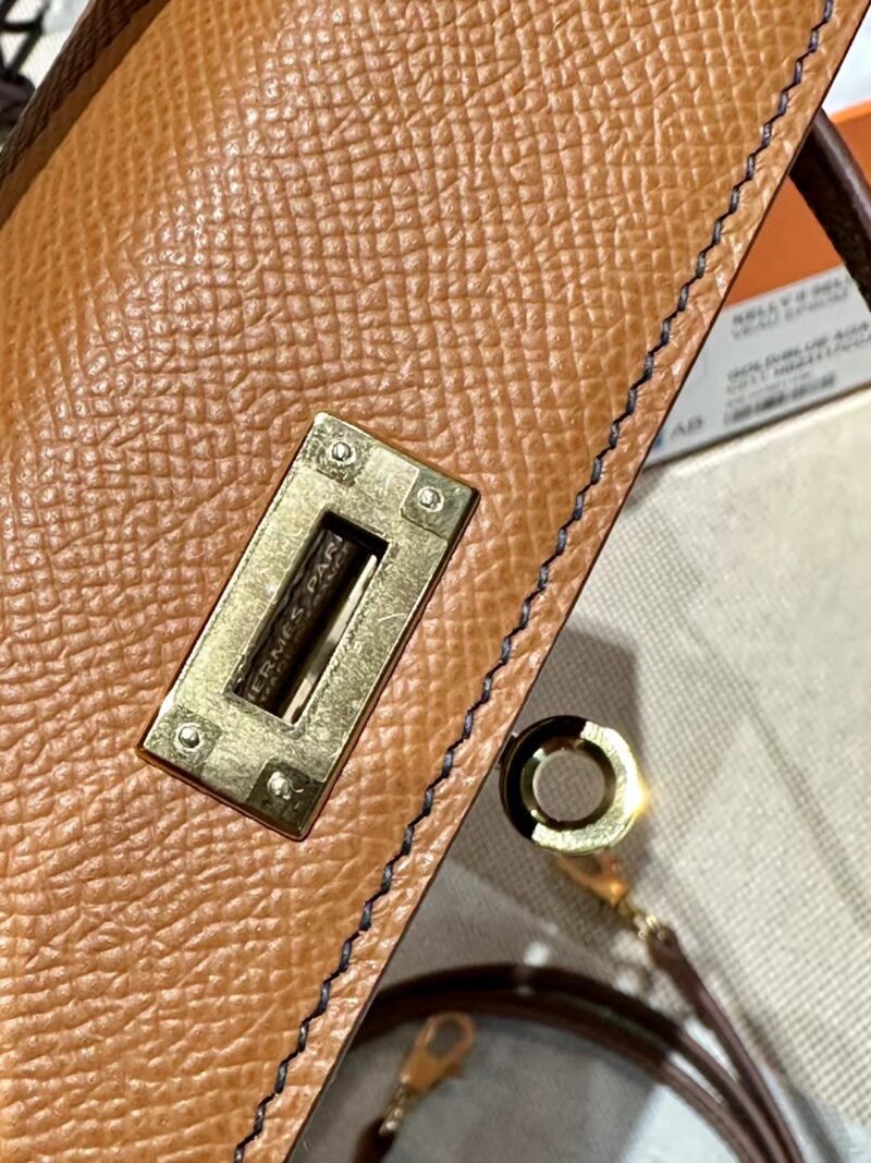 Hermès Mini Kelly 19 Gold & Deep Blue Gold Hardware - Image 12