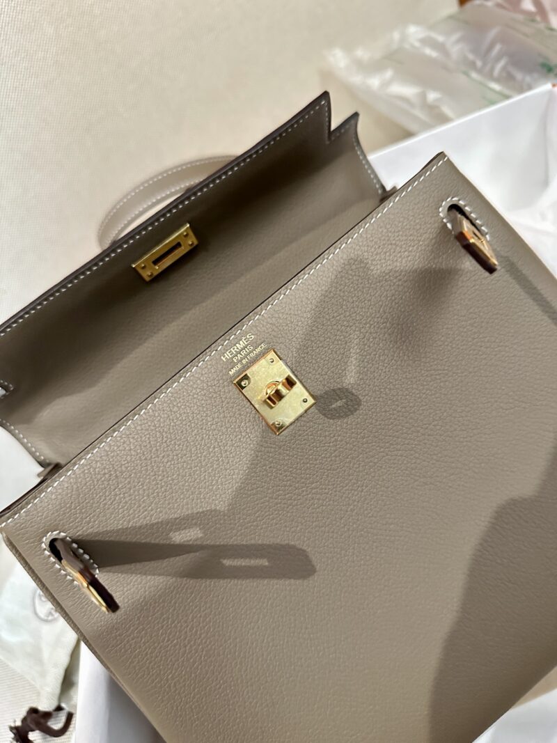 Hermès Kelly 25 Evercolor Etoupe Gold Hardware - Image 5