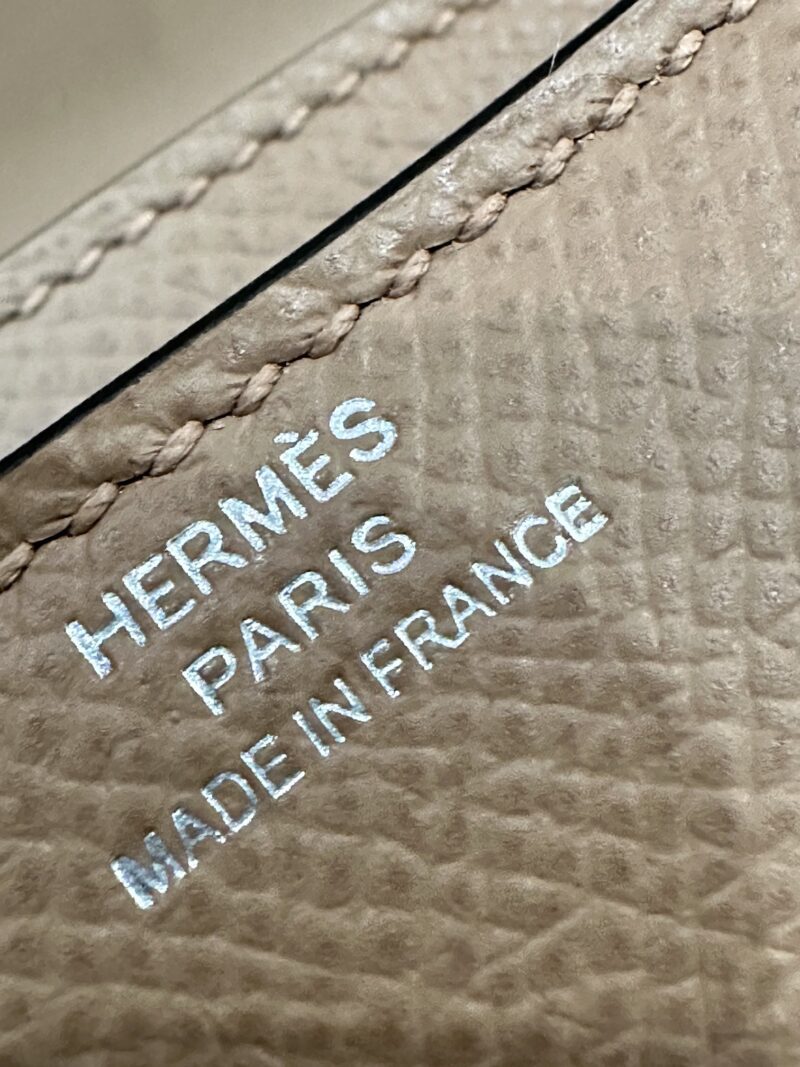 Hermès Constance 19 Chai, Silver Epsom Palladium Hardware - Image 8