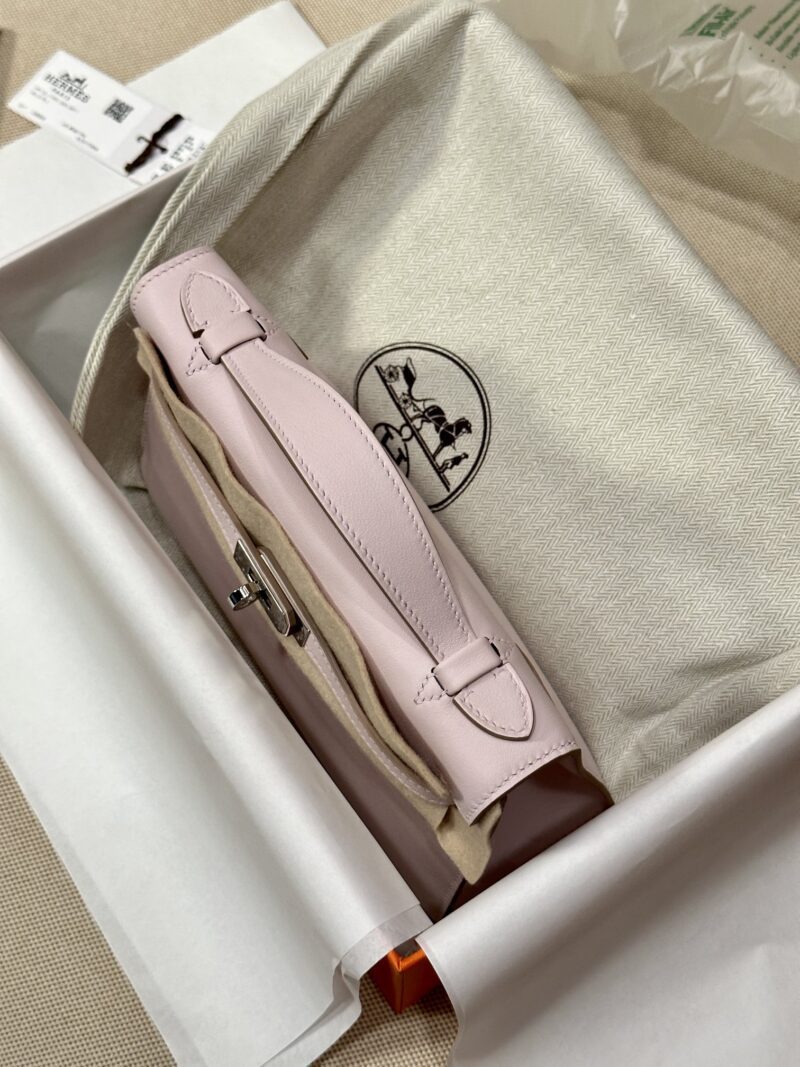 Hermès Kelly Pochette Mauve Pale Swift Palladium Hardware