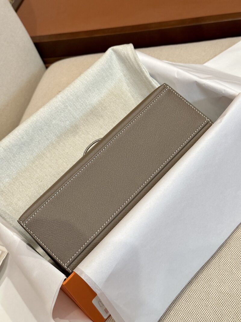 Hermès Kelly Pochette Etoupe Epsom Gold Hardware