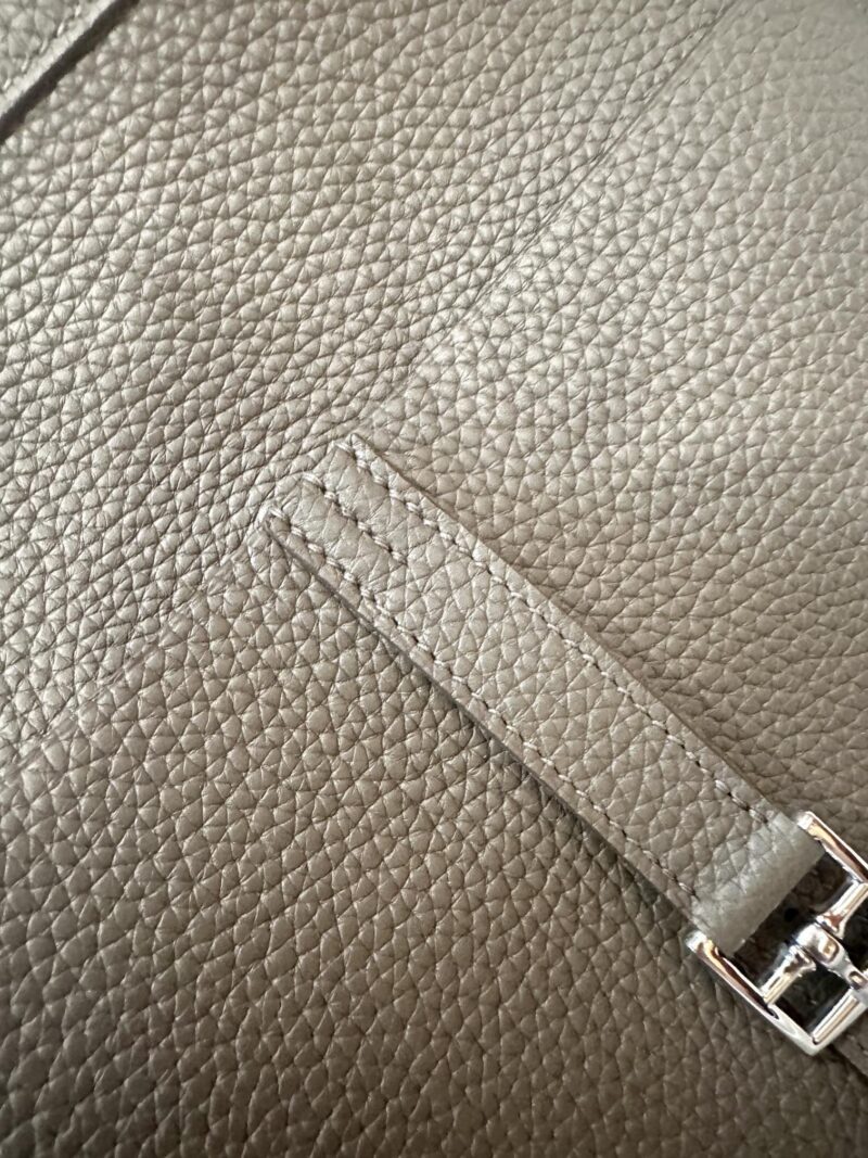 Hermès Halzan 25 Taurillon Clemence & Swift Etain Silver Hardware - Image 8