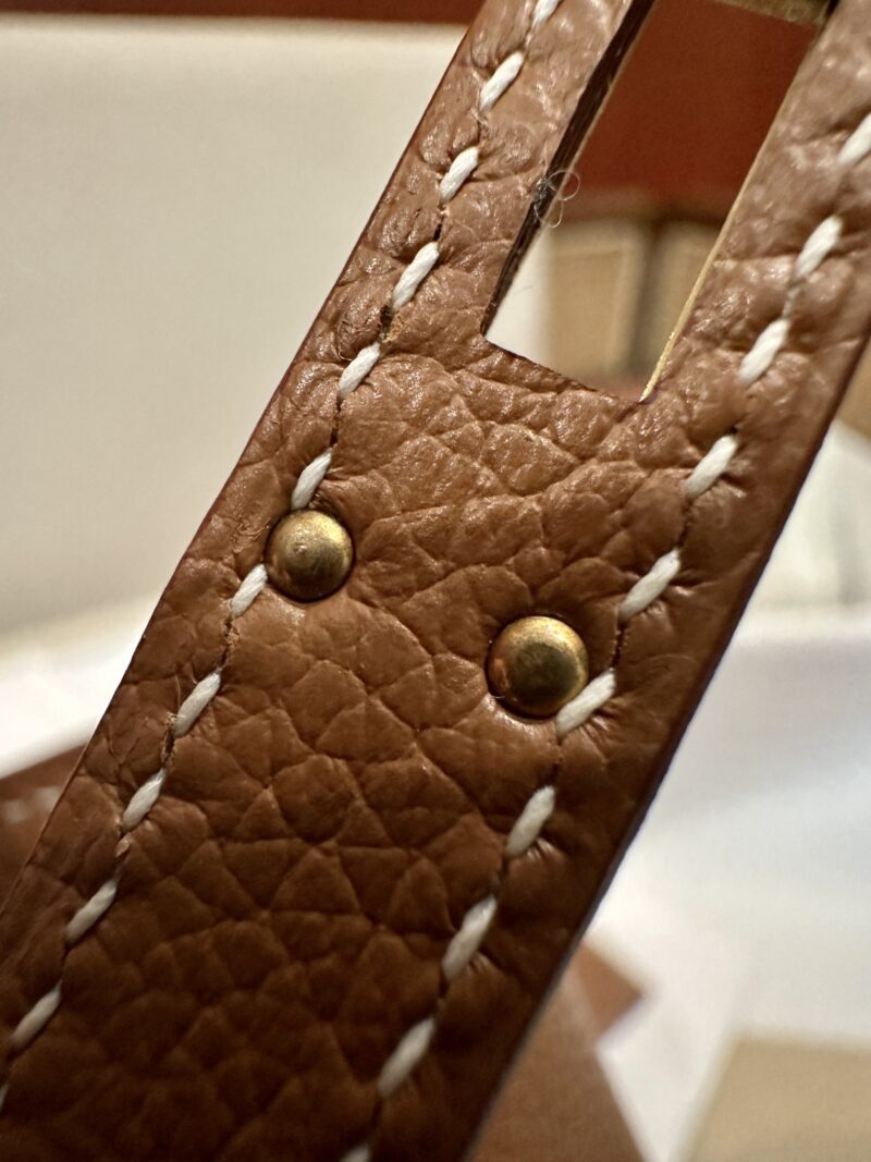 Hermès Kelly Danse 22 Evercolor Gold Gold Hardware - Image 12