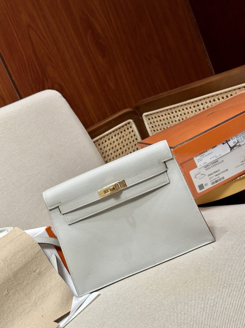 Hermès Kelly Danse 22 Evercolor Gris Pearl Gold Hardware - Image 3