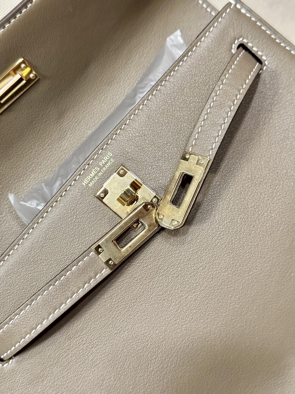 Hermès Kelly Danse 22 Detail View