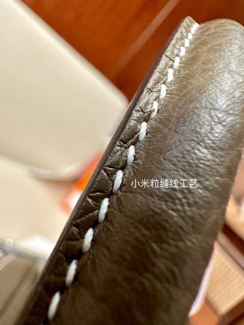 Hermès Lindy 30 Taurillon Clemence Etoupe Silver Hardware - Image 11