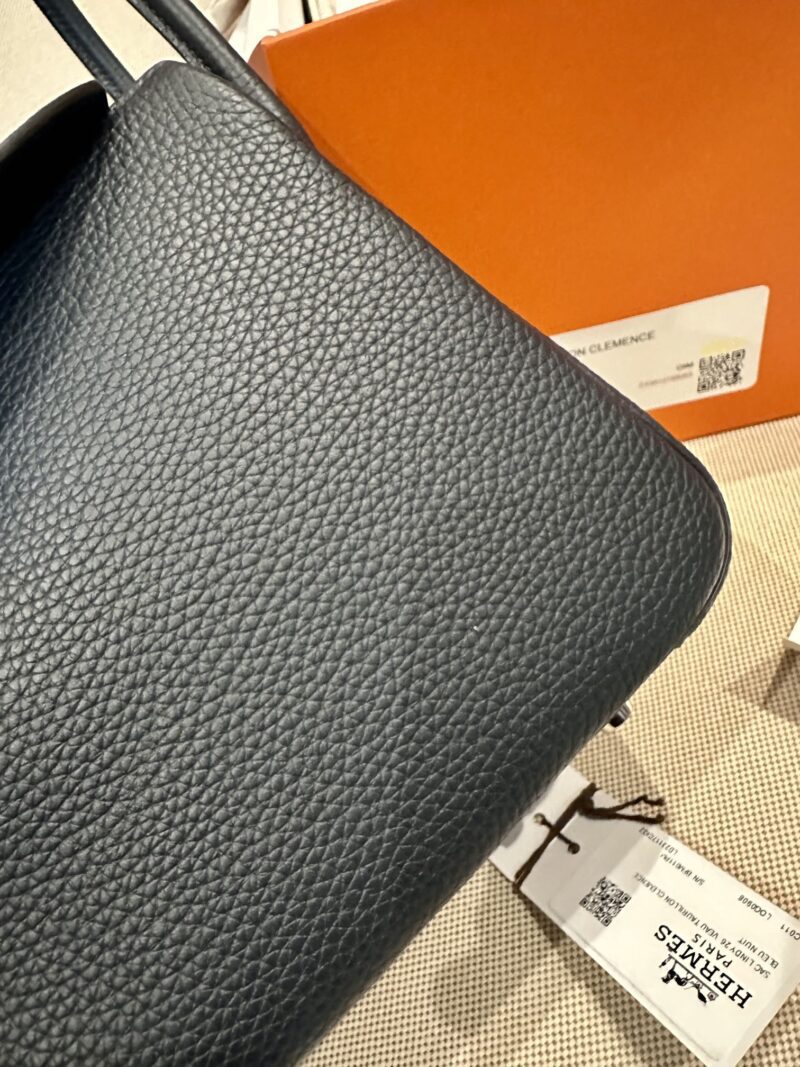 Hermès Mini Lindy 19 Togo Noir Silver Hardware - Image 17