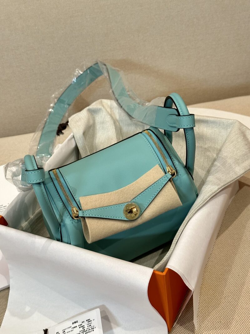 Hermès Mini Lindy 20 Swift Atoll Gold Hardware - Image 4