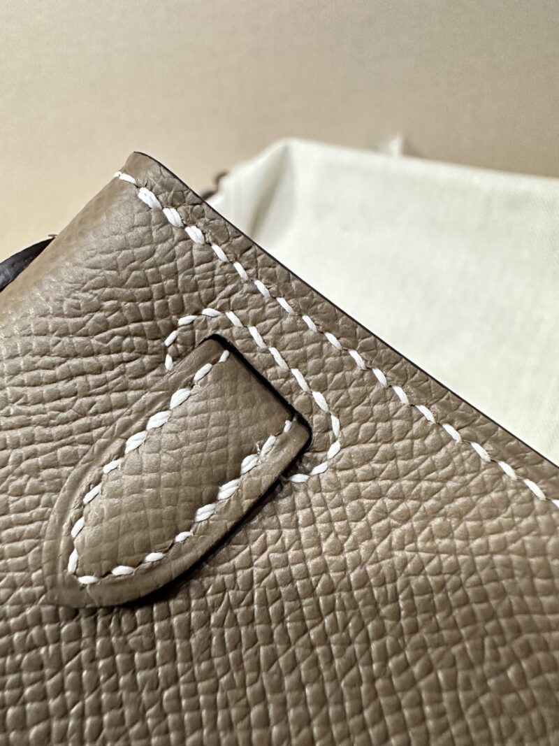 Hermès Mini Kelly 19 Epsom Etoupe Silver Hardware - Image 7