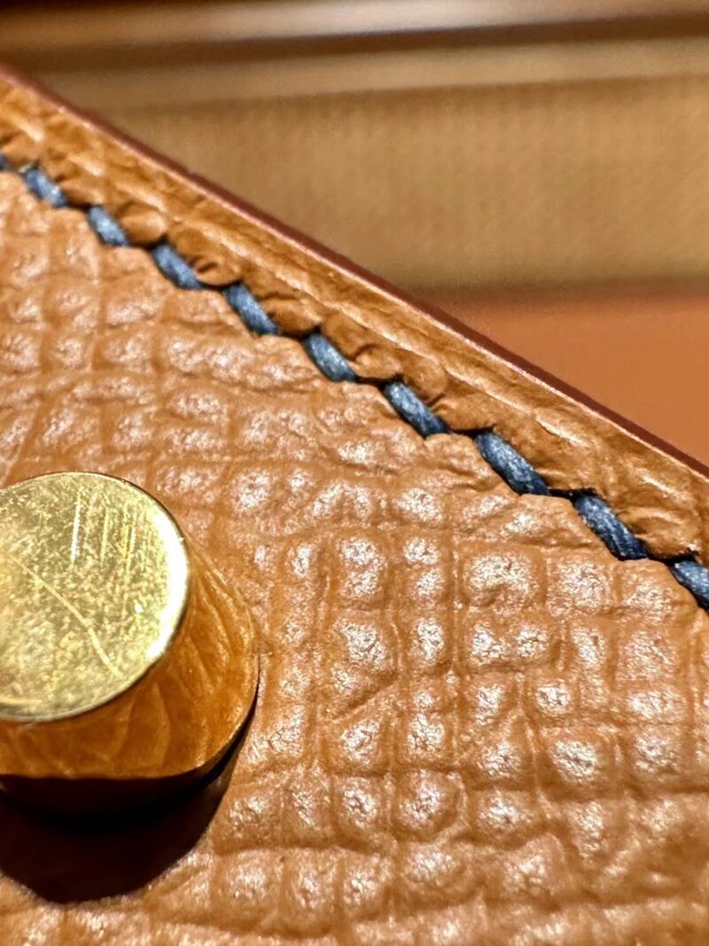 Hermès Mini Kelly 19 Gold & Deep Blue Gold Hardware - Image 13
